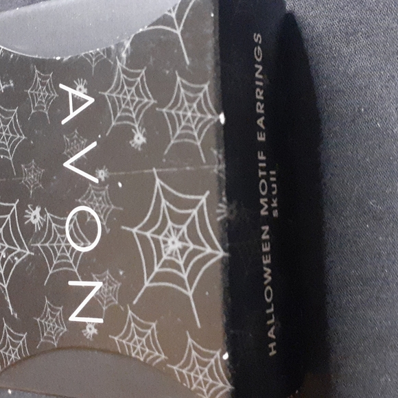 Avon Halloween motif earrings - Picture 3 of 3